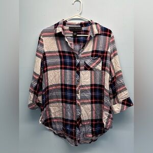 Women’s Polly Esther Red White and Blue Plaid Button-Up Shirt 3/4 Sleeves Large